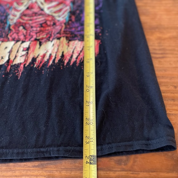 Hulk Hogan WWE WWF ZombieMania Black Graphic T-Shirt, Youth L 10/12 cotton - Picture 6 of 6